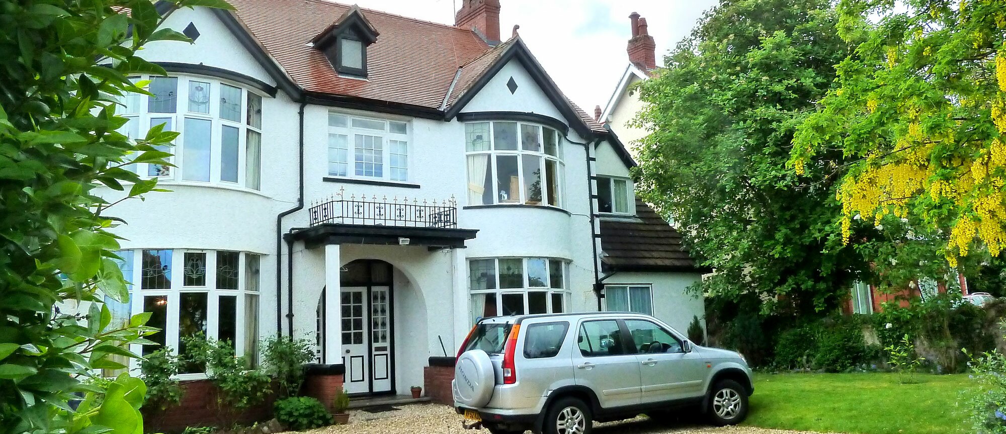 hotel-front-enhanced